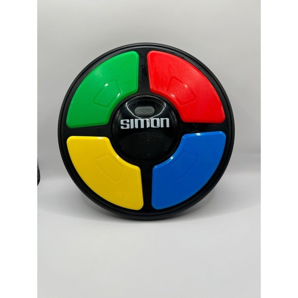 Hasbro Gaming Simon Says 2015 Memory Electronic Game Lights‎ Color - Picture 1 of 2